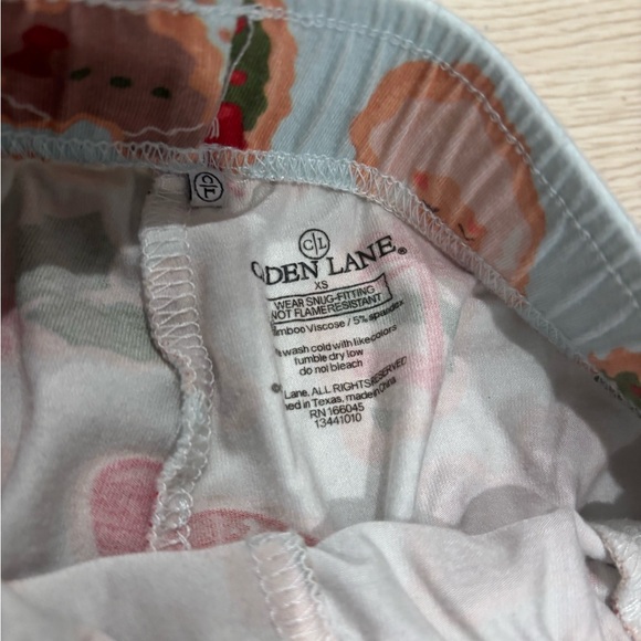 Caden lane women’s Christmas pajama pants - Picture 3 of 4